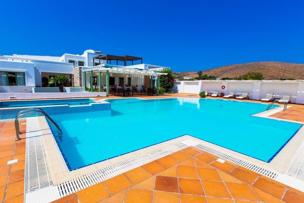Maltezana Beach Hotel Exterior foto